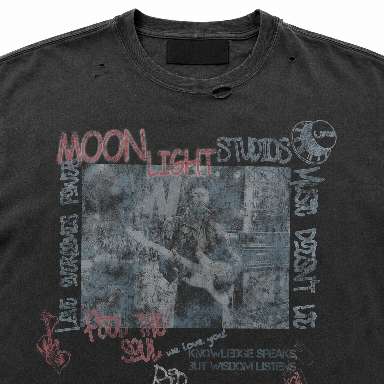 After dark Black tee